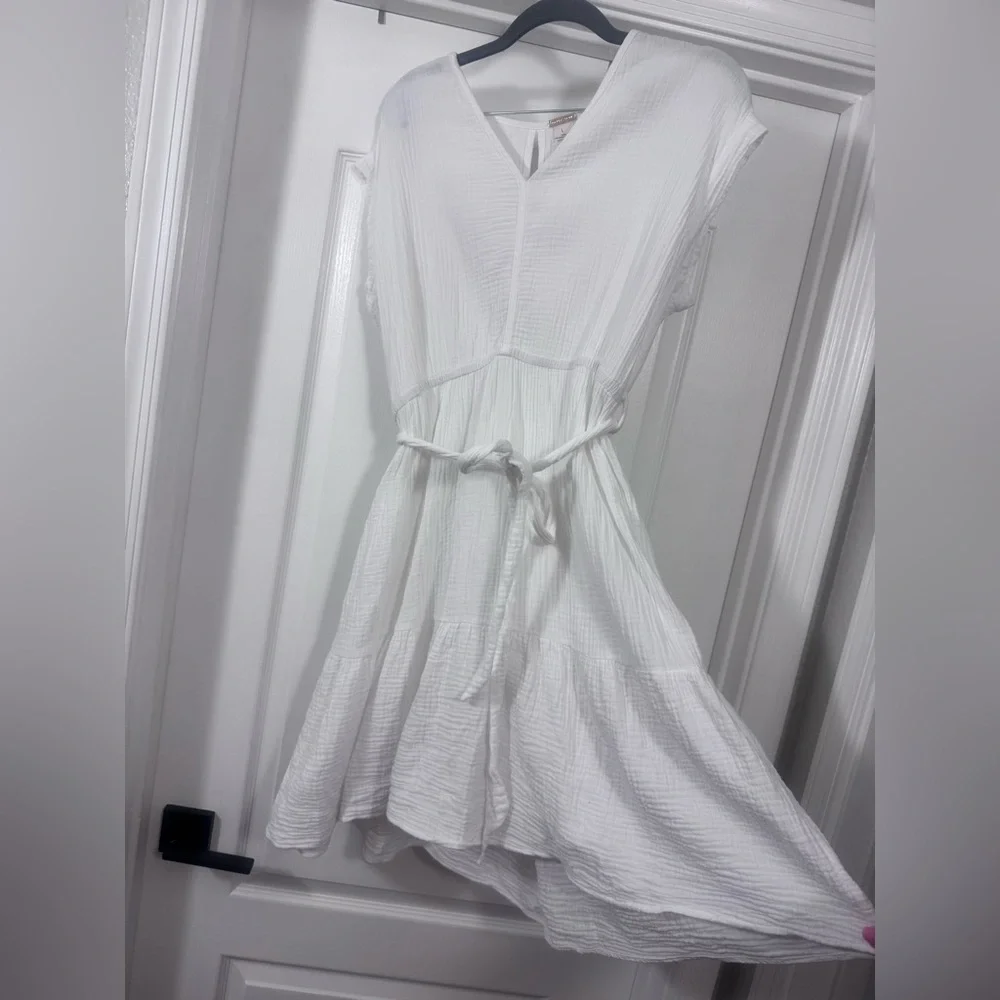 Magaschoni White V-Neck Dress - Picture 4 of 10